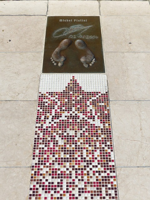 点和两队的 点和两队的